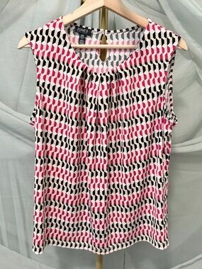 Jones New York Red Black Cream Geometric Sleeveless Blouse